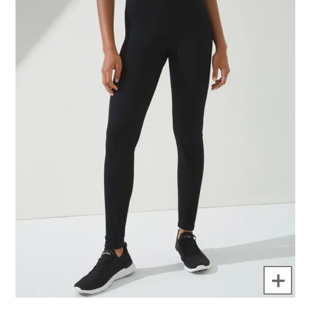 🔥NWT Soma slimming Ankle Leggings